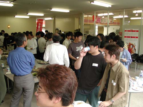 バレーボール大会終了後の昼食親睦会風景