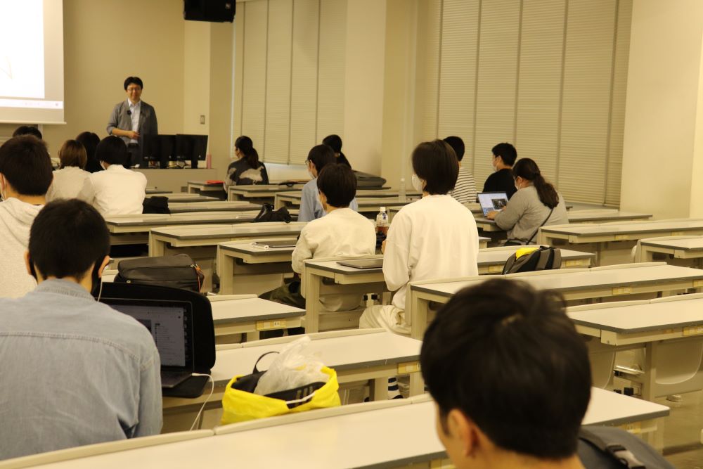 Amazon.co.jp: 〈広告制作者〉の歴史社会学 近代日本における