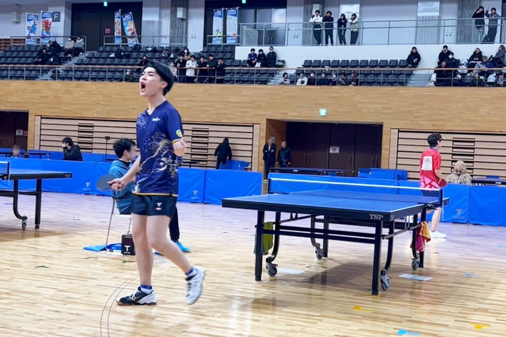 本学学生が第57回会長杯争奪卓球大会 男子シングルスで3位を獲得