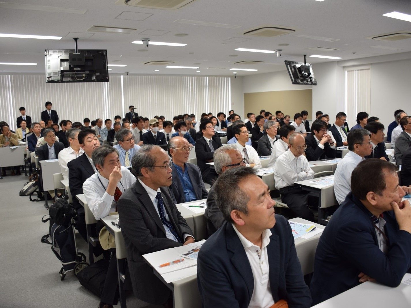 特別講演会