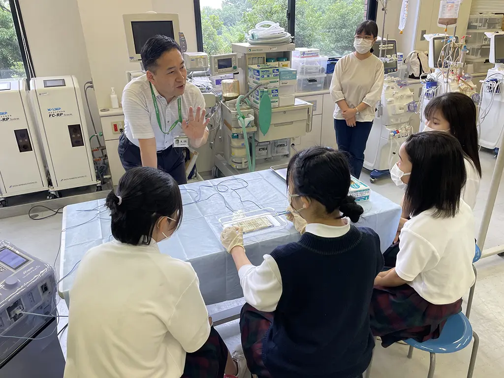 和束中学校見学会