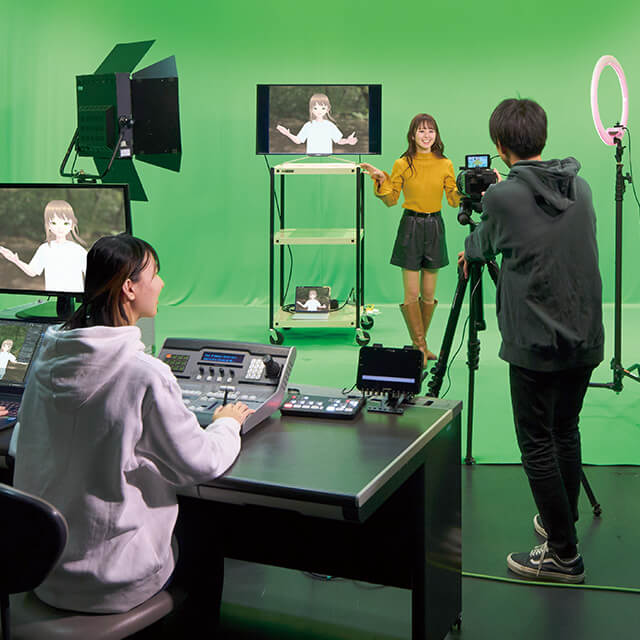 ゲーム&メディア学科