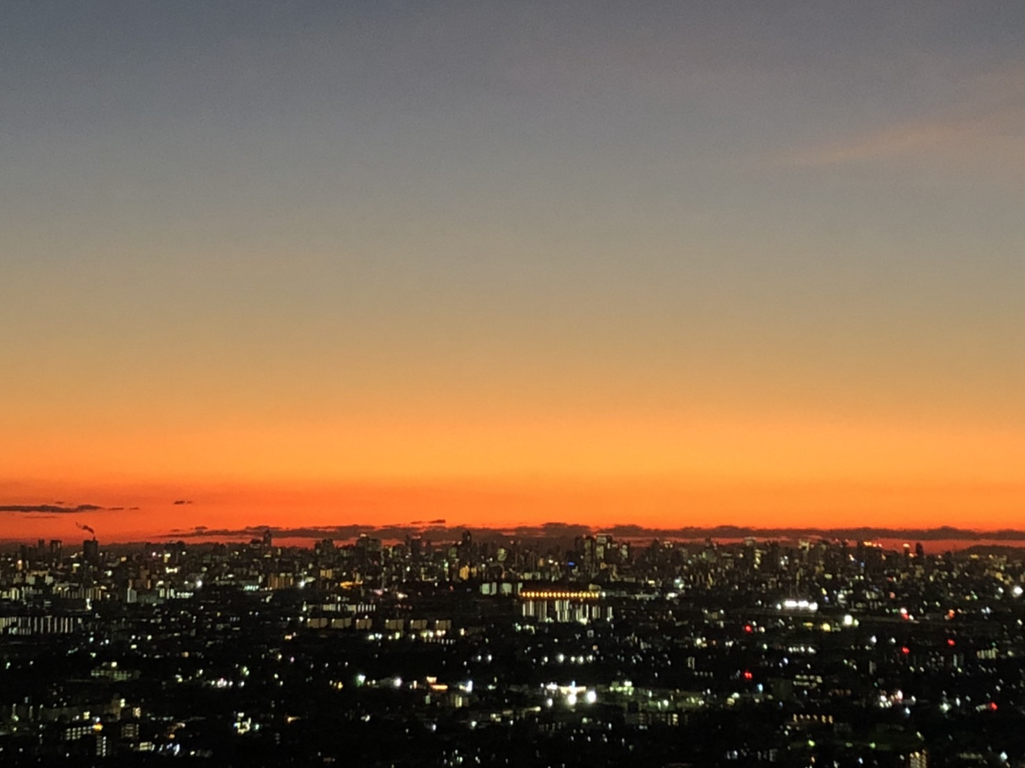 研究室から一望できる夕焼け