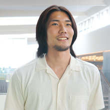 土居 拓馬 さん