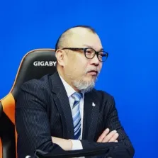 大阪電気通信大学 副学長 | 渡部 隆志